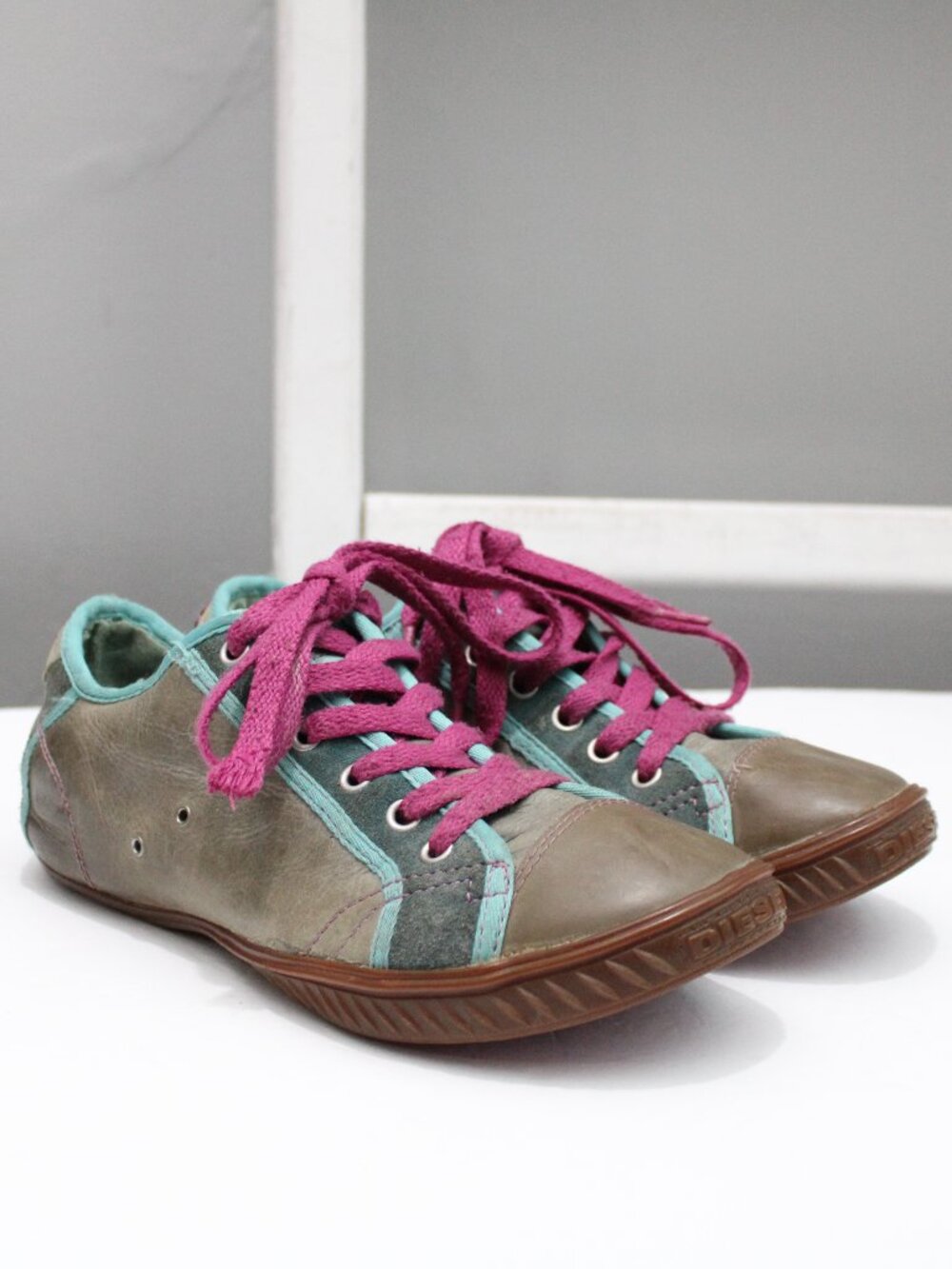 Diesel Kealyn Leather Designer Sneakers Brown Pink Green Women's 8.5